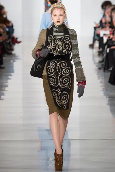 Look 33